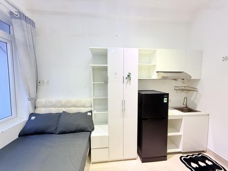 Cho thuê studio ban công rộng huỳnh văn bánh, phú nhuận gần lê văn sỹ & đh sư phạm