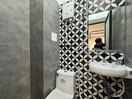 Phòng gác full nội thất, gác cao, rộng rãi, thoáng mát