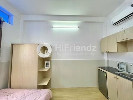 Cho thuê phòng cửa sổ lớn mặt tiền Lê Văn Sỹ, cạnh đại học Sư Phạm cơ sở 2 quận 3