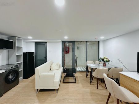 Cho thuê phòng trọ 40m2 tại Phạm Viết Chánh, 6 triệu, Bình Thạnh, HCM - view đẹp hot!