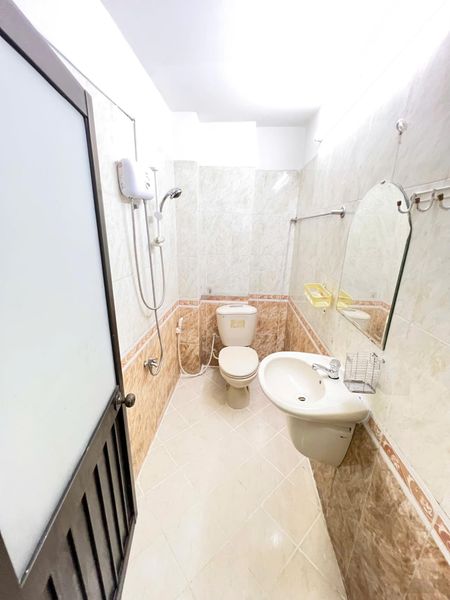 Chính chủ cho thuê căn duplex rộng rãi rộng 25m2 ngay bùi hữu nghĩa bình thạnh