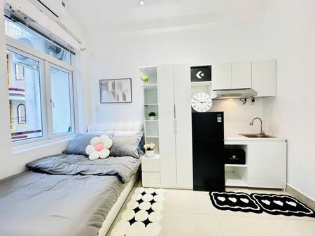 Cho thuê phòng 35m2 full nội thất ngay ngã tư hàng xanh đường nguyễn gia trí gần đh hutech,...