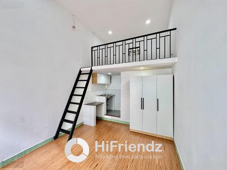 Cho thuê phòng trọ gác cao 2m - rộng gần 30m2 - đầy đủ nội thất cơ bản - ngay chợ Hoàng Hoa Thám