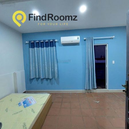 Trống STUDIO BAN CÔNG, Máy Lạnh ngay Công Viên LÀNG HOA chỉ 3tr6