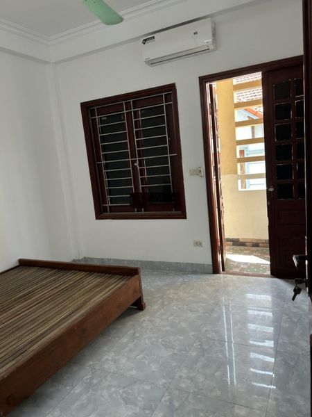 Cho thuê phòng trọ 2,5 triệu/ phòng, tại Ngọc Hồi gần trường THPT Việt Nam Ba Lan, bến xe Nước Ngầm