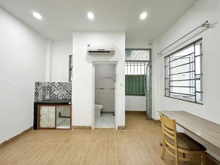 Cho thuê căn hộ studio _ cửa sổ thoáng _ thang máy gần cư xá bắc hải