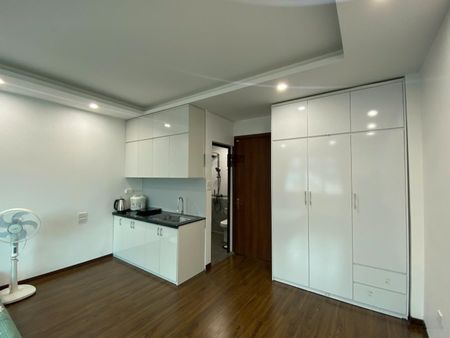 Hot Deal tháng 9 cho thuê căn hộ ngõ 279 Đội Cấn, nhà mới 100%, DT 35m2. LH 0946638663