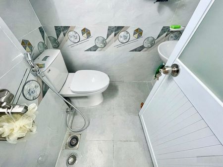 Phòng trọ mới xây cách trường đại học công thương 5' đi xe