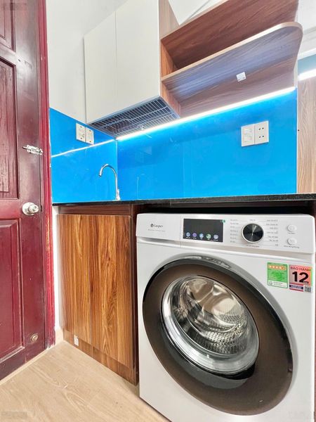 Cho thuê studio ban công cao cấp - máy giặt riêng - gần chợ bà chiểu thuận tiện di chuyển quận 1.