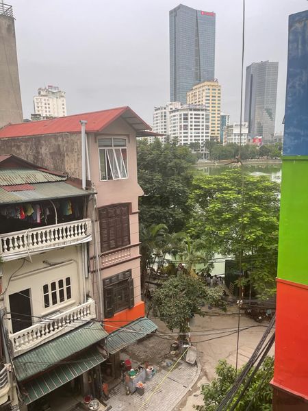 Siêu phẩm phòng trọ view hồ đủ tiện nghi giờ giấc tự do