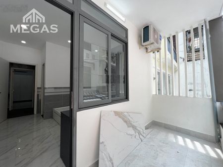 Khai trương phòng studio _ new 100% gần vòng xoay dân chủ