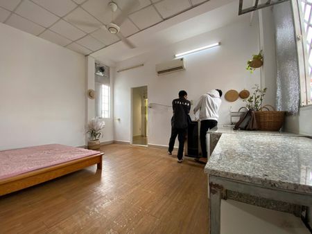 Phòng full nội thất,bao thoải mái (giá tốt cho khách thiện chí và sinh viên ở ngay)