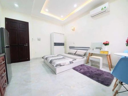 Cho thuê phòng Studio sáng sủa. Vị trí Thích Quảng Đức PN giáp Q3, Gò Vấp. LH 0932185096