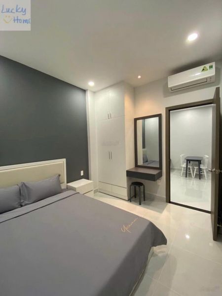 Cho thuê phòng cao cấp CMT8, Q.3 (giá: 3,5 tr - 5 tr/tháng0989023061cô Nga chủ nhà)(MTG)