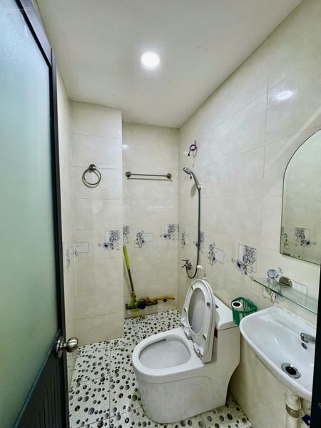 Căn hộ 1 phòng ngủ và 1 phòng bếp. Mặt tiền Hoàng sa. Mát mẻ
