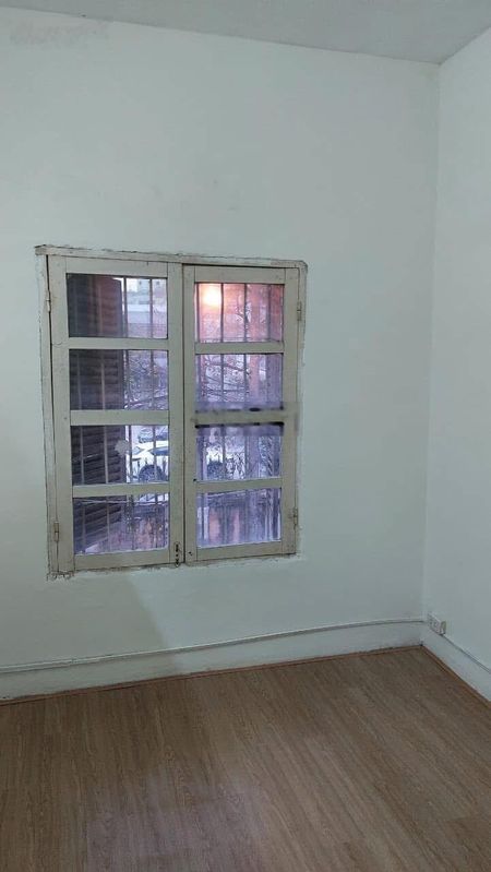Chính chủ cho thuê phòng 45 m2 tại ngõ 162 Nguyễn Văn Cừ, Long Biên giá 5 triệu