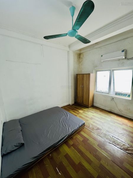 Cho thuê ở ngay đồ đạc nội thất đầy đủ ở ngay hồ ngọc khánh