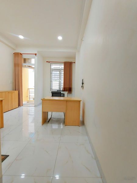 Cho thuê phòng mới, sạch sẽ, bancon thoáng mát Nguyễn Văn Thương, chỉ 3tr8