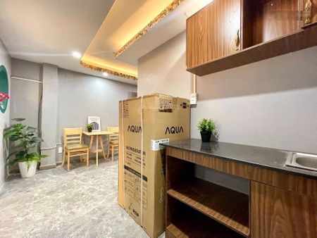Trống sẵn 1PN + 1PK dọn vào ở liền, cửa sổ đón gió ngay Hoà Hưng Q10