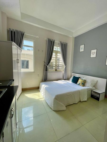 Studio cao cấp ngay đh hutech, gtvt, hồng bàng bình thạnh - 25m2 - full nt - cửa sổ trời !