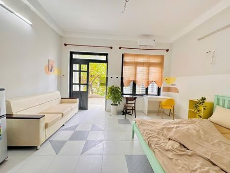 Phòng ban công siêu rộng 40m2, full nội thất, Gò Vấp - gần chợ