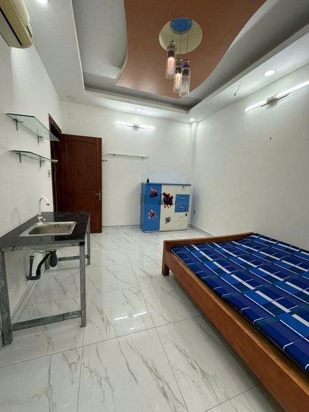 Phòng Full Nội Thất - Cửa Sổ Trời Thoáng Mát gần Đại Học GTVT Quận 12