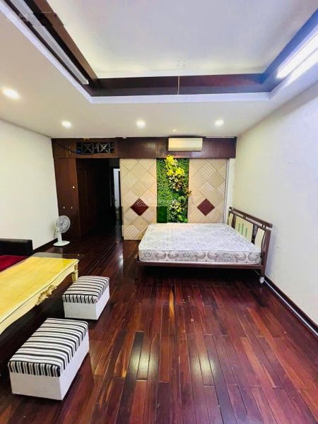 Phòng ban công tách bếp. full nội thất. KDC Trung Sơn, Gần Đại Học Tôn Đức Thắng. 50m2. 7,5 triệu.