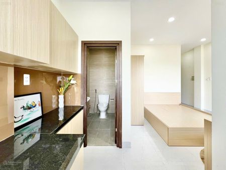 Cho thuê phòng sát cổng sau Đại học Văn Lang Full nội thất, có ban công, tách bếp sát Gò Vấp