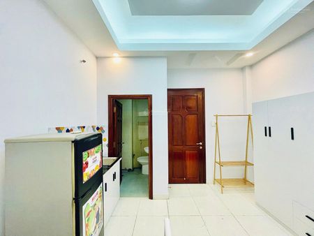 Nhà Cho Thuê Đường Hoà Hưng, Q10. Gần CLB Lan Anh. Thuận tiện ra Sư Vạn Hạnh, Tô Hiến Thành, CMT8
