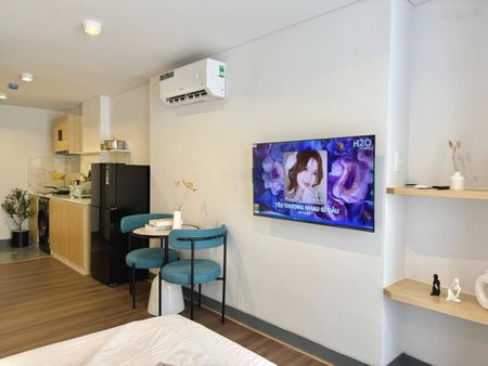 Cho thuê căn hộ full nội thất_35m2_thang máy _võ thị sáu_ ngay coing viên lê văn tám