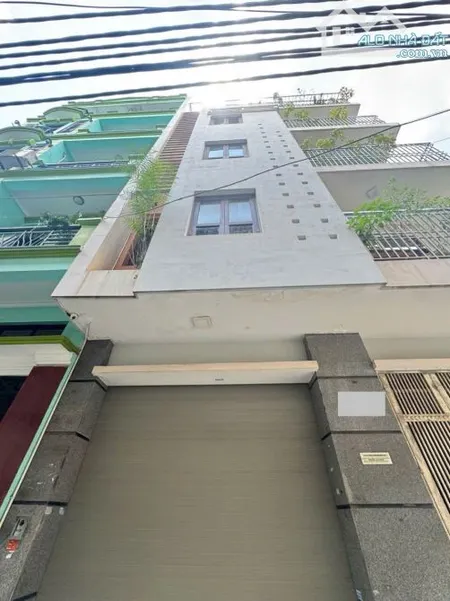 cho thuê nhà nguyên căn ô tô cất trong nhà ngõ 111 xã đàn 2, dt48m2, 5 tầng, 3 phòng ngủ.