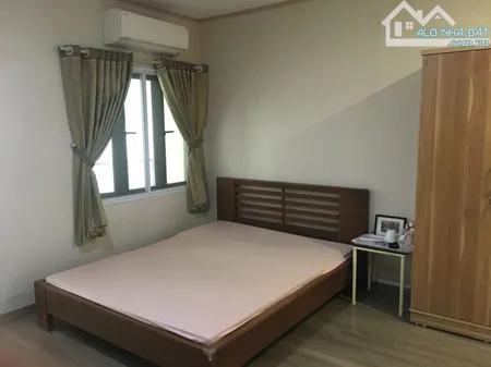 Cho thuê căn hộ 40m2 đầy đủ các trang thiết bị tại ngõ 84 phố Ngọc Khánh Phường Giảng Võ.