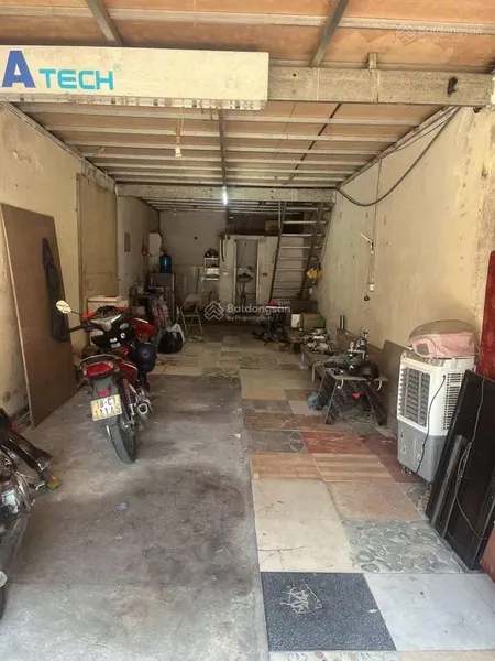 Lô đất vàng duy nhất hoàng mai, ô tô tránh, tặng nhà 2 tầng sẵn sổ, giá tốt.