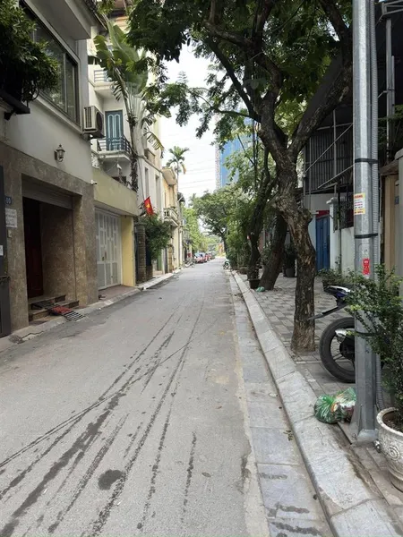 Phú thượng 170m2 2 mặt ngõ oto vào đất nở hậu gần sunshine giá 36.5 tỷ