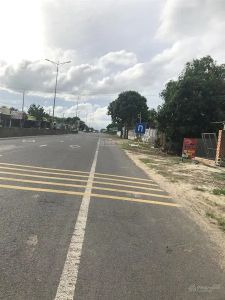 Bán đất bàu năng tây ninh ngay núi bà đen 1 công đất full thổ cư