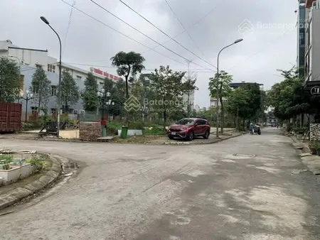 Bán gấp 100 m2 đất dịch vụ đồng đế dương nội hà nội, vị trí view vườn hoa, giá đầu tư