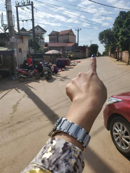Bán mảnh đất 125,5m2, trục liên thôn 2 ô tô tránh nhau. kinh doanh được 0917 946 ***
