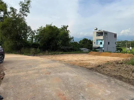 Siêu phẩm tại tam dương giáp kcn tiềm năng tăng giá rất cao vô vàn tiện ích đường xá thông thoáng