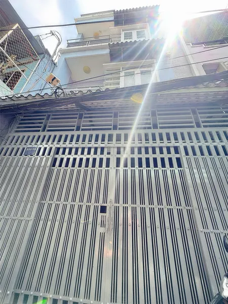 CHÍNH CHỦ BÁN NHÀ 4 TẦNG - MẶT TIỀN HXH ĐƯỜNG TÔN ĐẢN, QUẬN 4 - TƯƠNG LAI 2 MẶT TIỀN LỚN 12M