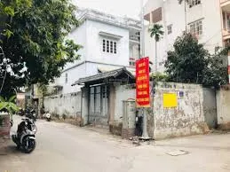 Chính chủ  bán nhà mặt phố Phú Thượng 240m². Mặt tiền 18m  nhà 3 tầng. Lô góc giá 48,6tỷ
