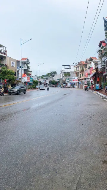 Chính chủ bán nhà 2 Tầng - Mặt đường chính Cao Thắng, TP Hạ Long