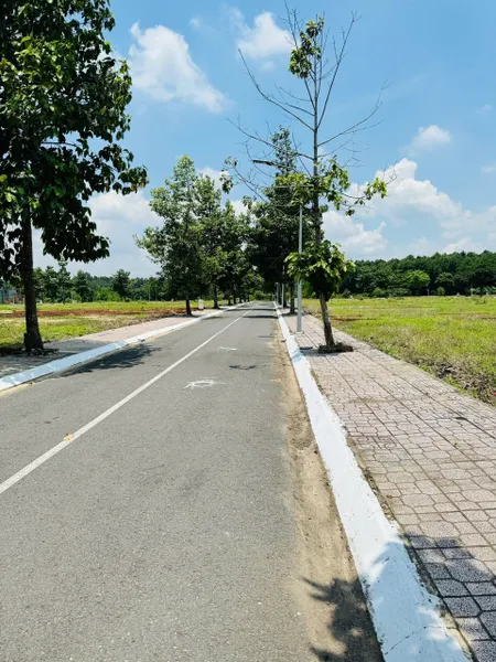 Lô 100m2 full thổ ngay cổng sân bay Long Thành-Sổ sẵn công chứng ngay-Chỉ 1,2tỷ
