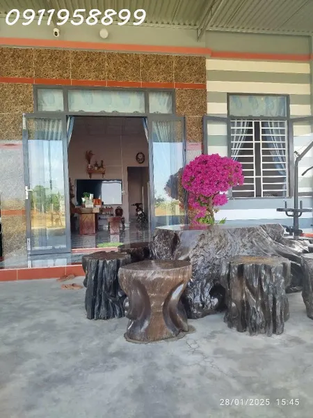 Bán nhà + đất 804m2 Tân Tiến - TX LaGi giá ngộp chỉ 1 tỷ, Gần Biển