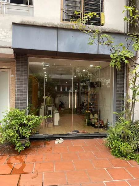 Cho thuê Nhà Tập thể tầng 1 Trương Định KD kết hợp ở lại 70m2, 2 ngủ, 1 vệ sinh, 9 Triệu/th
