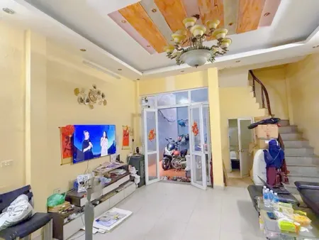 🏠 BÁN NHÀ HOÀNG MAI GẦN MINH KHAI - 56M² - 4 TẦNG - 4PN - MẶT TIỀN 6M - GIÁ CHỈ 9.6 TỶ