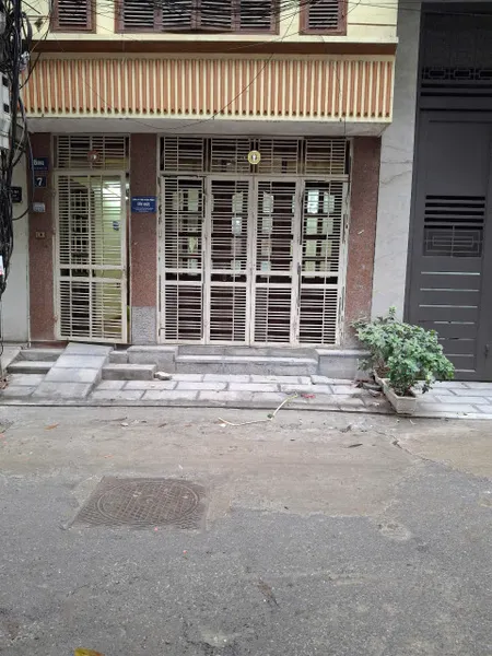 Cho thuê nhà 4 tầng làm văn phòng tại phố Trần Quang Diệu – Hoàng Cầu
