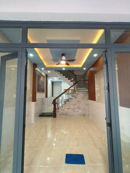 Bán nhà 3 Tầng - Hẻm 4m thông, DT: 4x13,85= 55,4m² , giá 6.05 tỷ Phường Bình Hưng Hòa , Bình Tân.