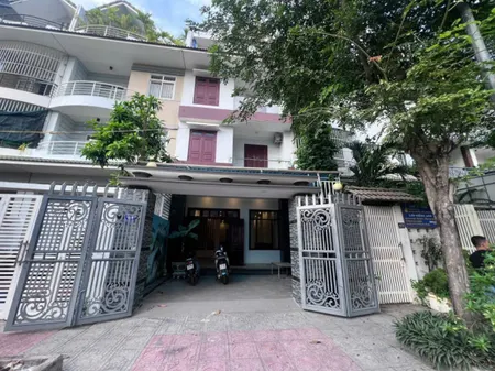 BÁN NHÀ 4 TẦNG MẶT TIỀN Đường 19/5 KĐT VĨNH ĐIỀM TRUNG - TÂY NHA TRANG
