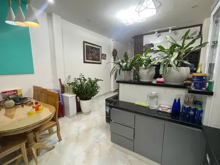 Cần bán nhà hẻm 27 Lê Hồng Phong phường xuân hương đà lạt - Lâm Đồng ( p4 cũ )