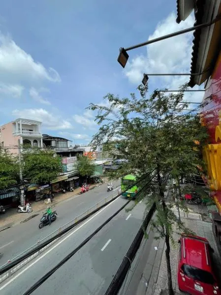 Bán nhà 2 Tầng Mặt Tiền Trường Chinh p13  Tân Bình